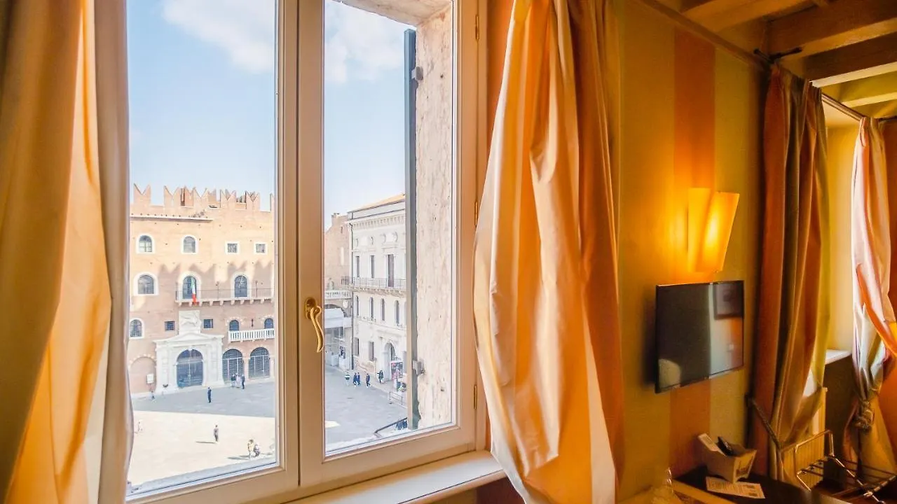 Domus Nova Verona - Italian Homing Affittacamere