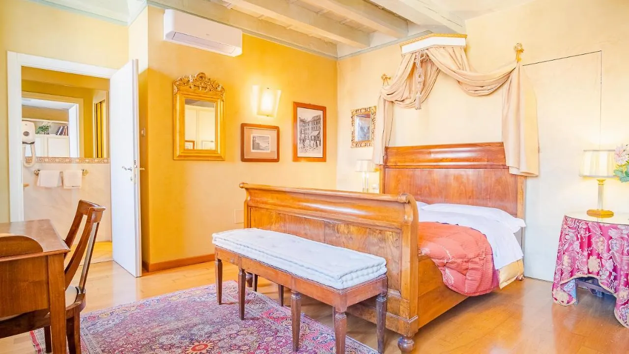 ** Affittacamere Domus Nova Verona - Italian Homing Italia