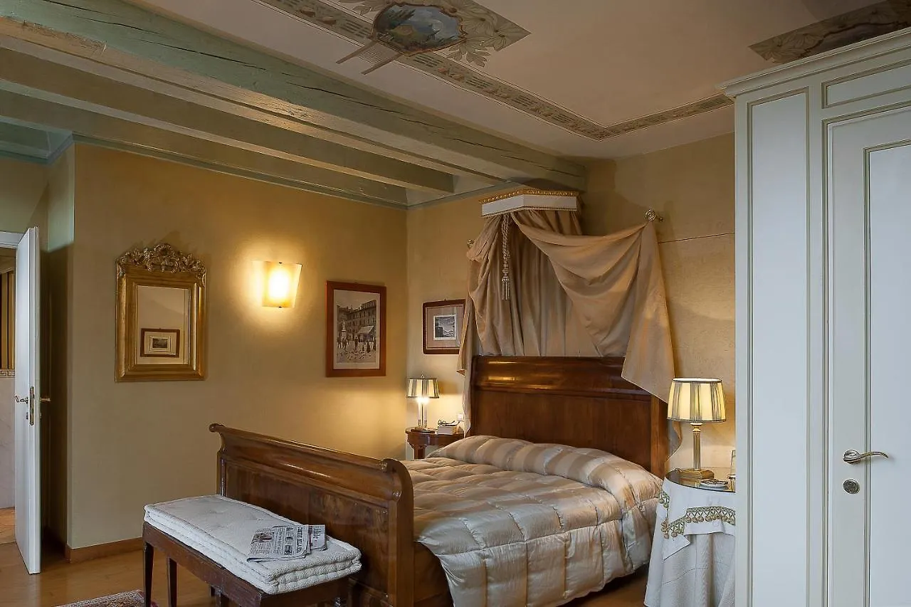 Domus Nova Verona - Italian Homing 2*,  Italia
