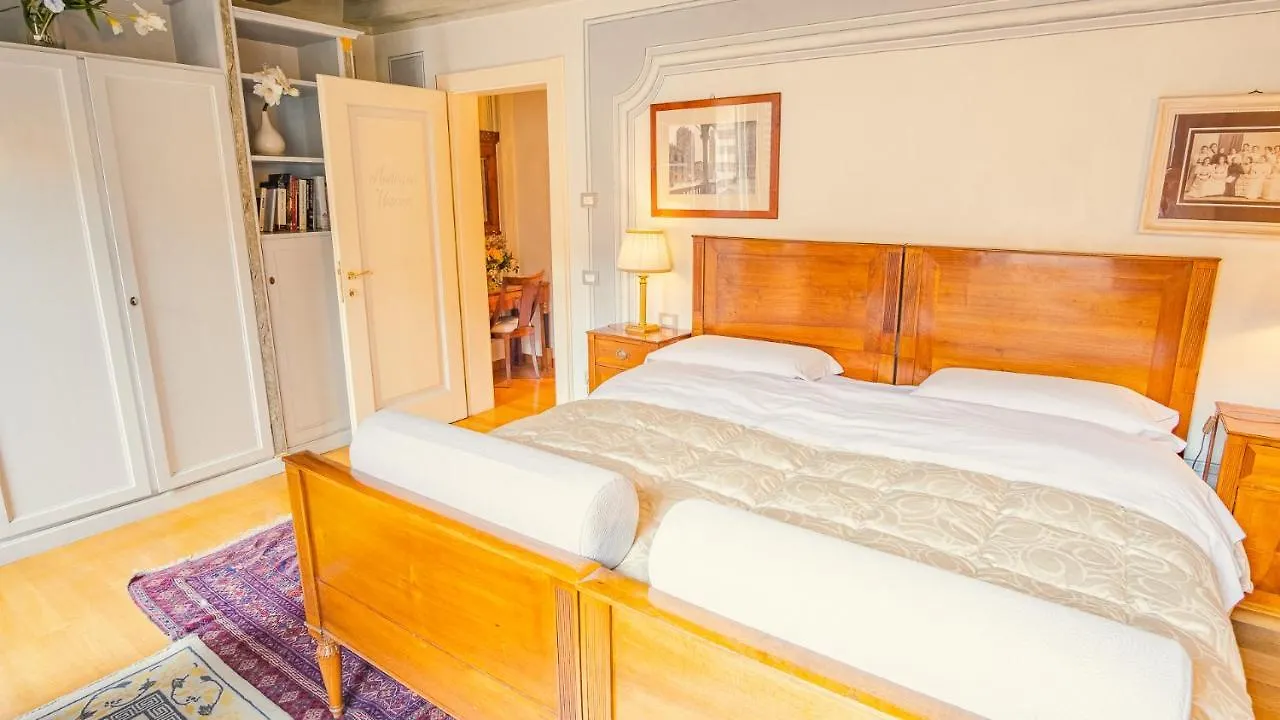 Domus Nova Verona - Italian Homing Affittacamere