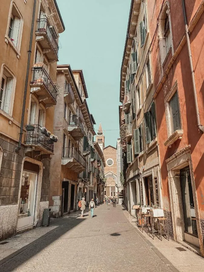 Affittacamere Domus Nova Verona - Italian Homing