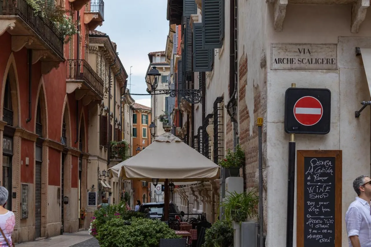 Domus Nova Palace - Italian Homing Verona