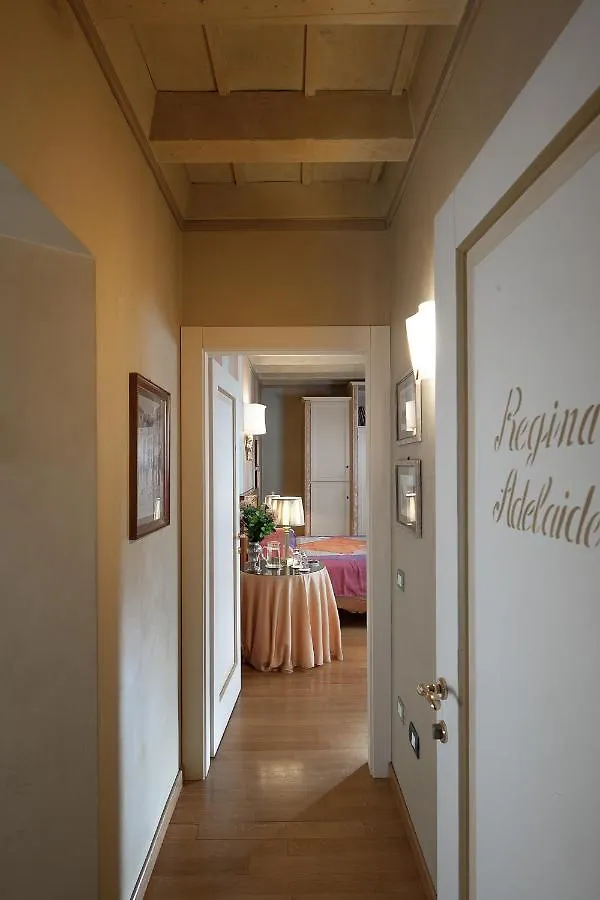 Domus Nova Palace - Italian Homing Verona 2*,
