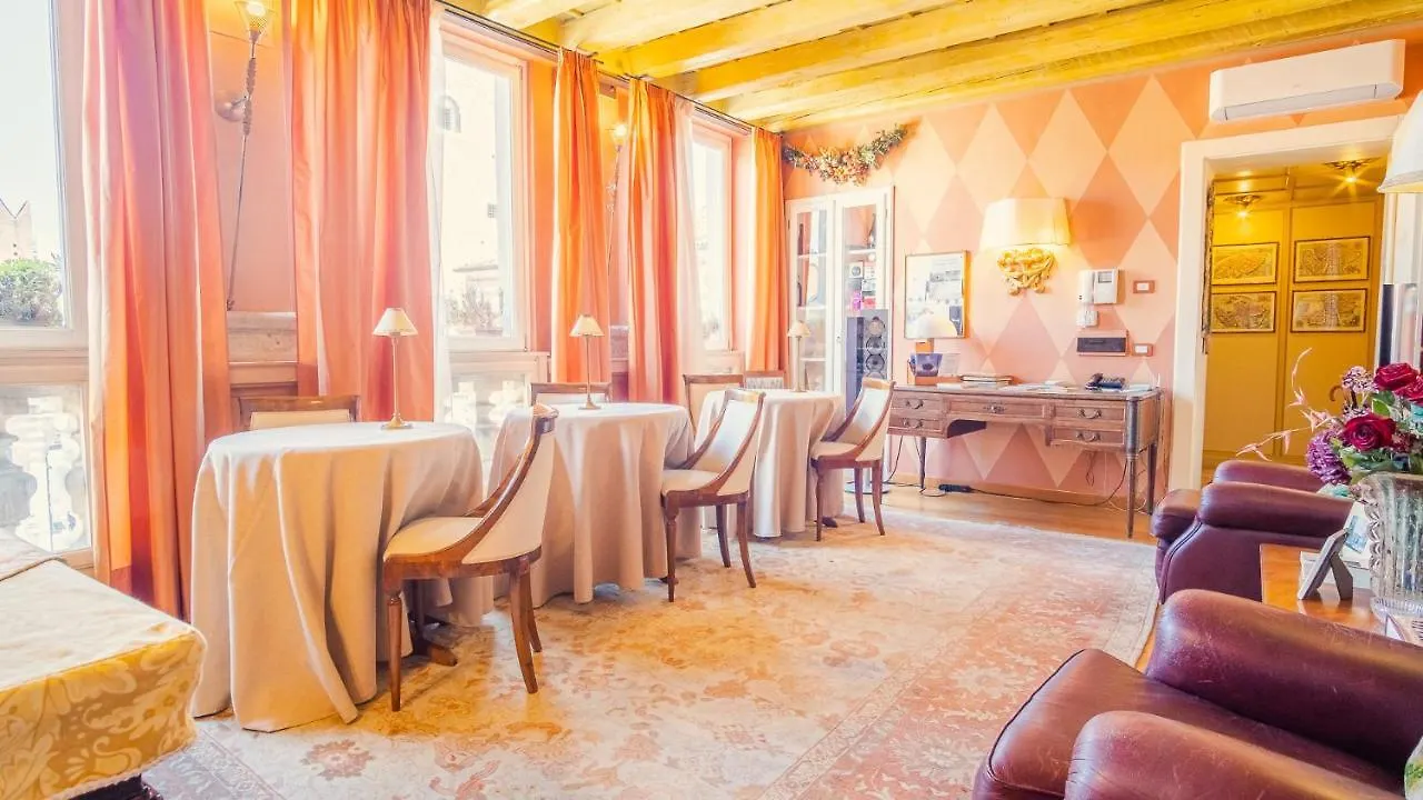Domus Nova Palace - Italian Homing فيرونا 2*,  إيطاليا